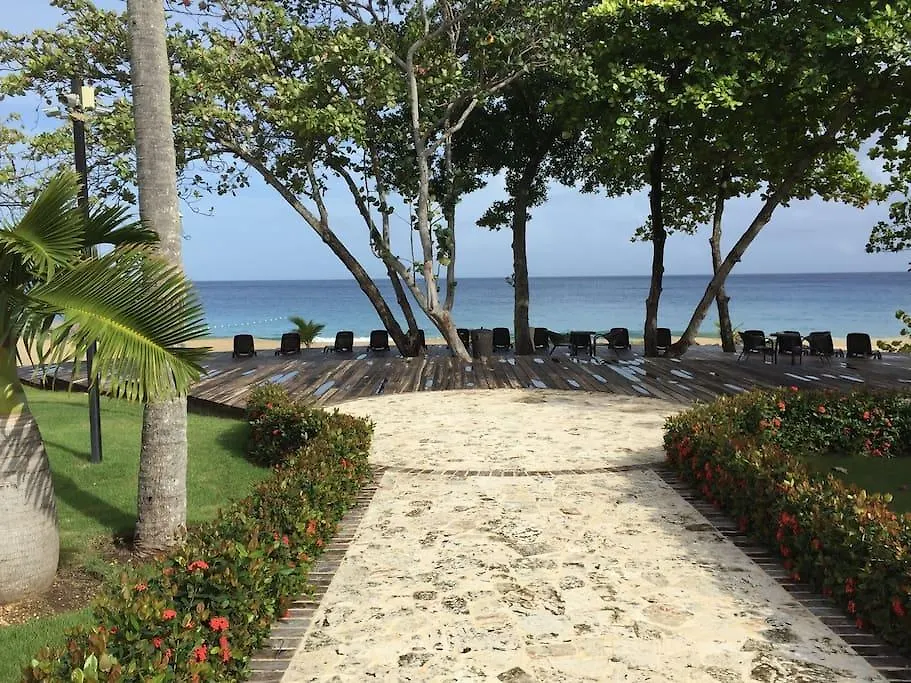 Hispaniola 2-Bedroom Ground Floor Sosúa 펜션
